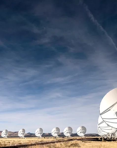 satellite-dishes-in-field